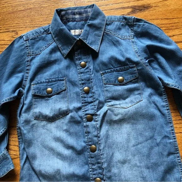 Boys Soft Chambray Cotton Shirt - Picture 2 of 6